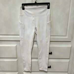 Women’s Oasis 7/8  White High-Waisted Leggings - NWT - Medium